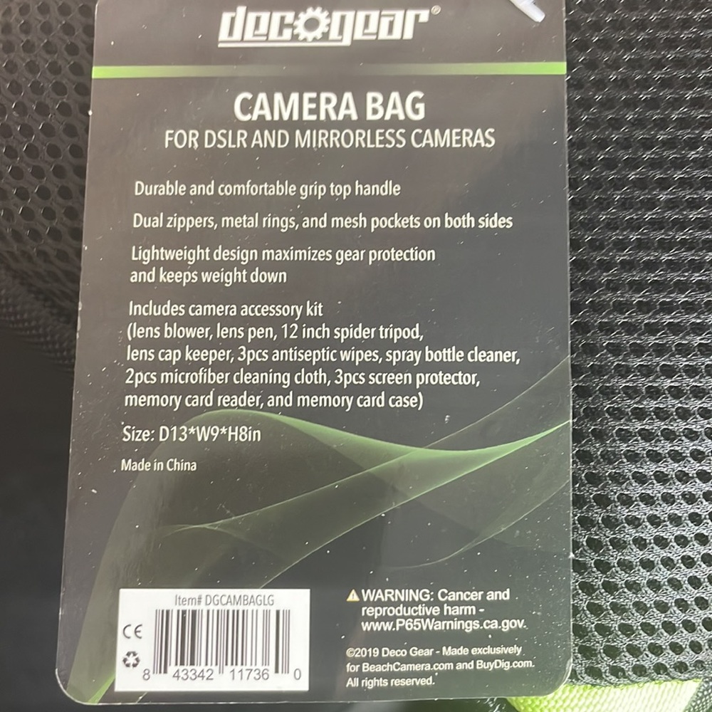 Decogear Mirrorless/DSLR Camara Bag w/Accessories - Picture 4 of 4